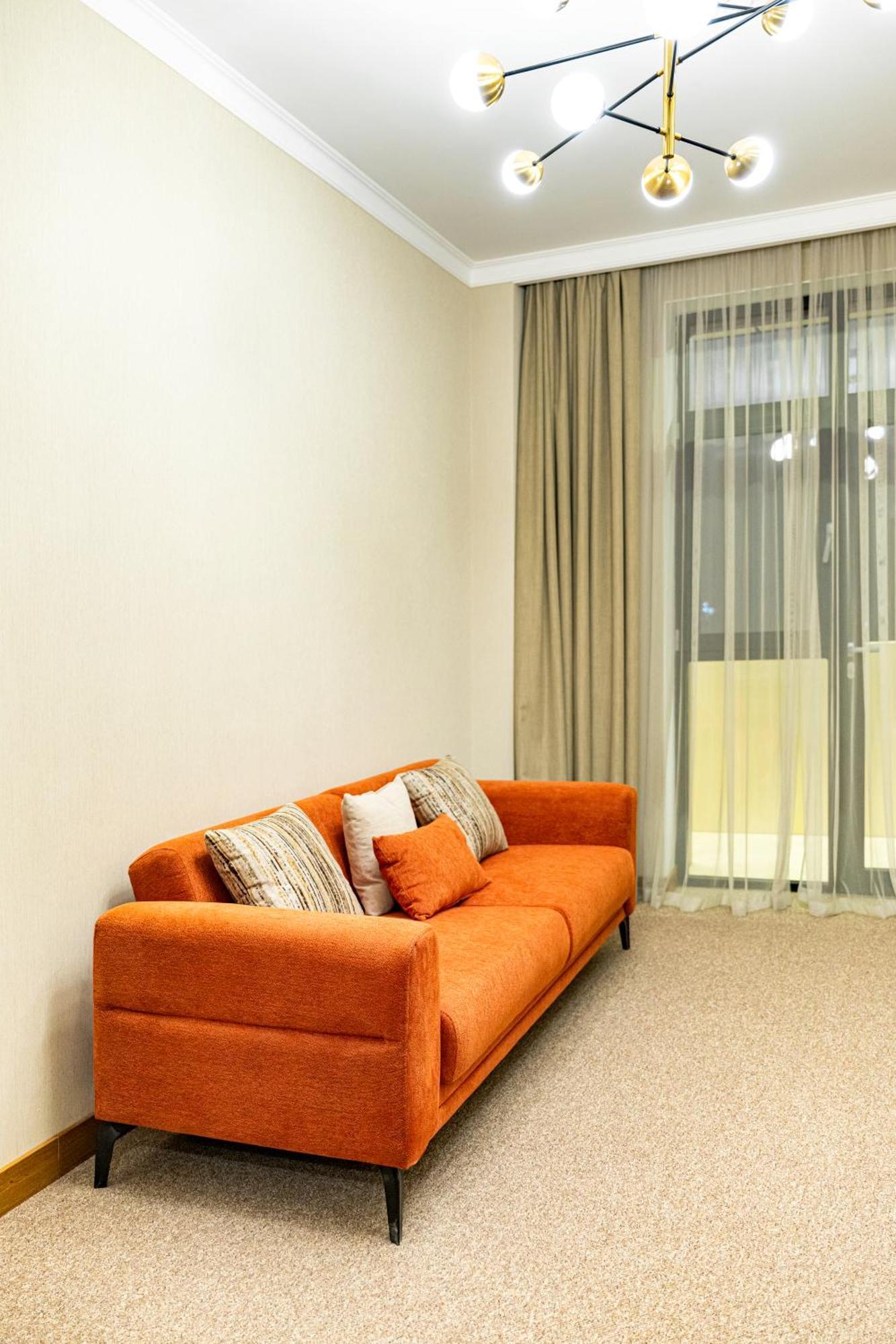 Mardan Hotel Sjymkent Exteriör bild