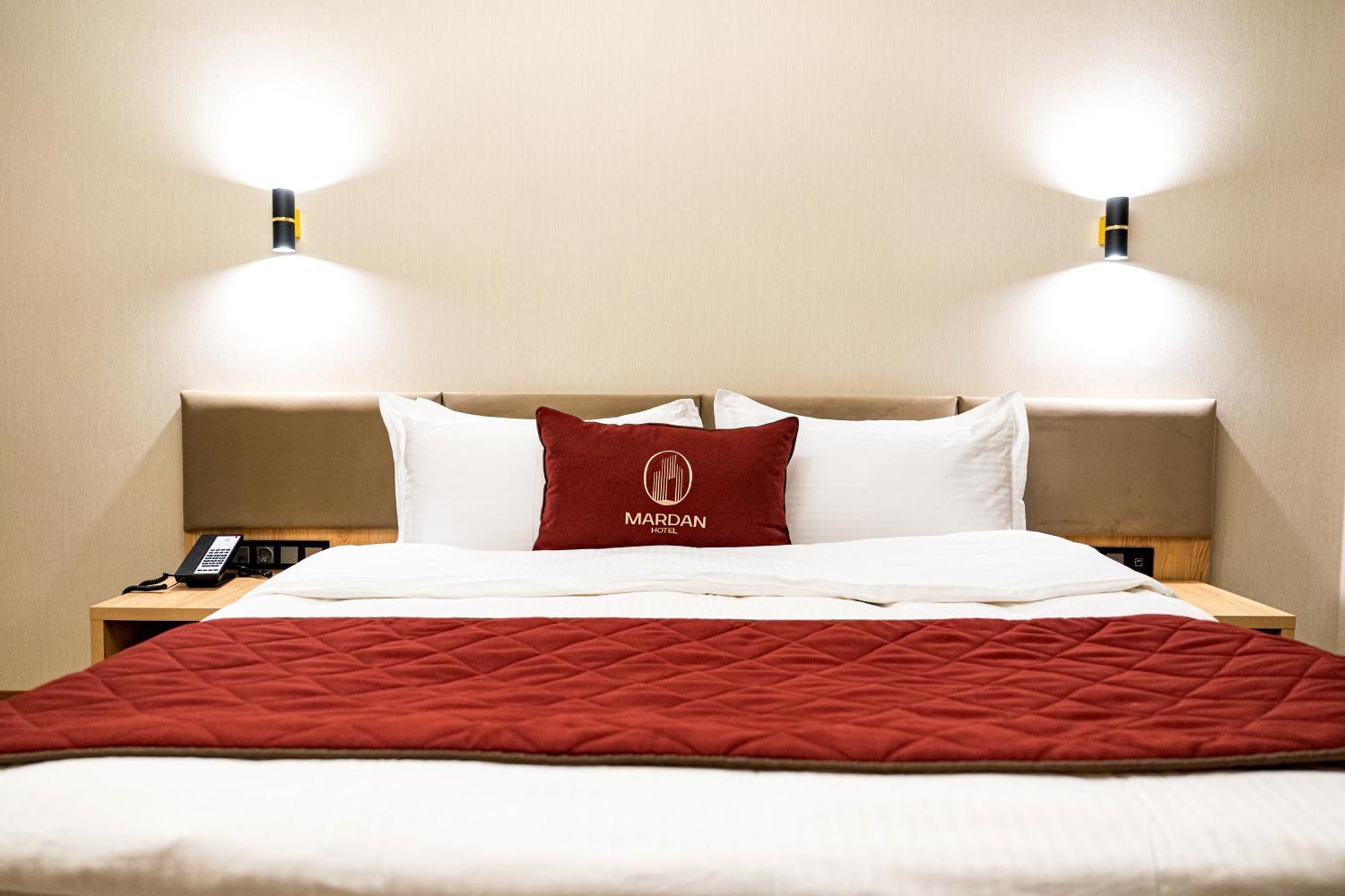 Mardan Hotel Sjymkent Exteriör bild